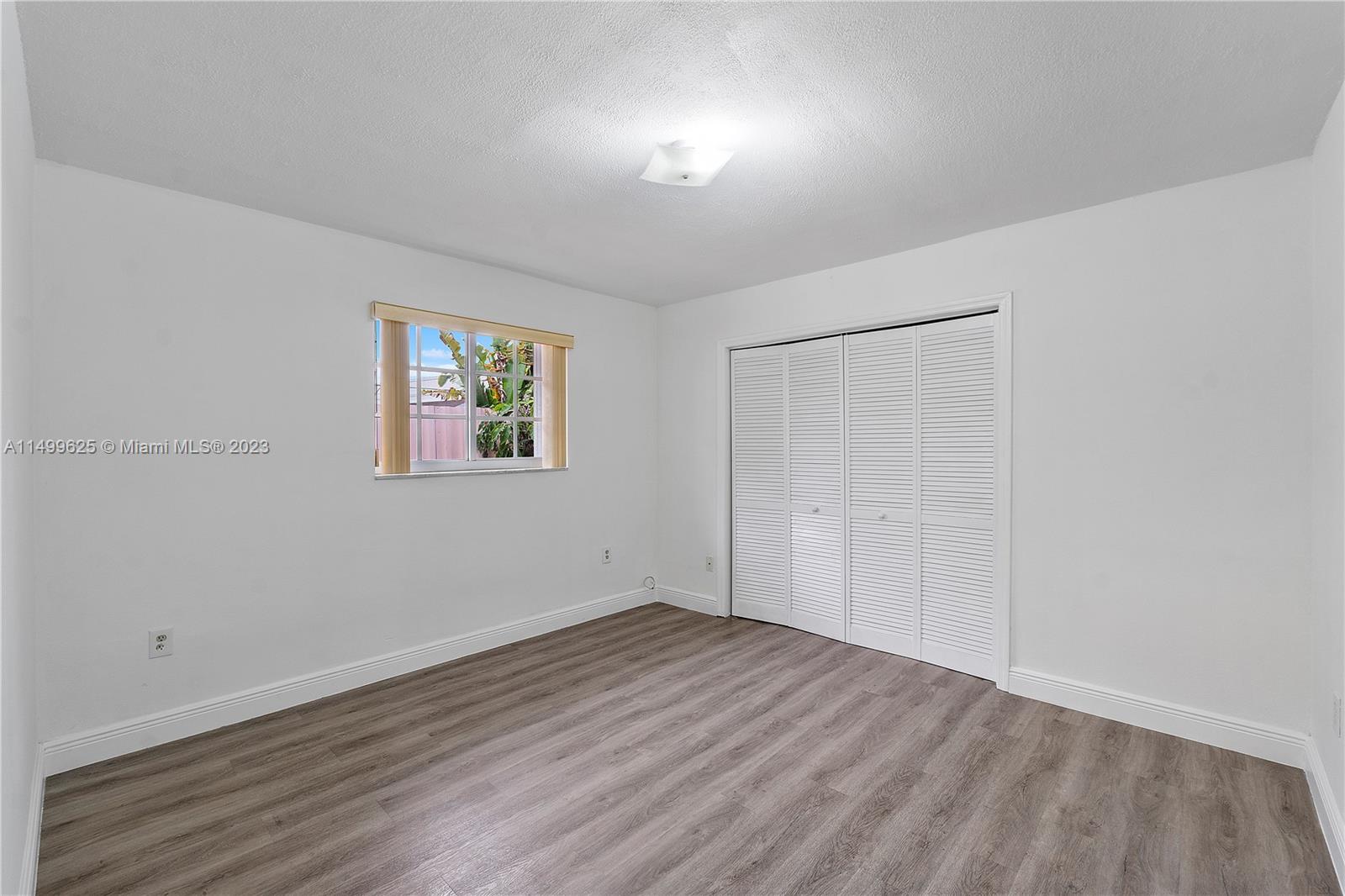 DEBBIE - Residential Lease