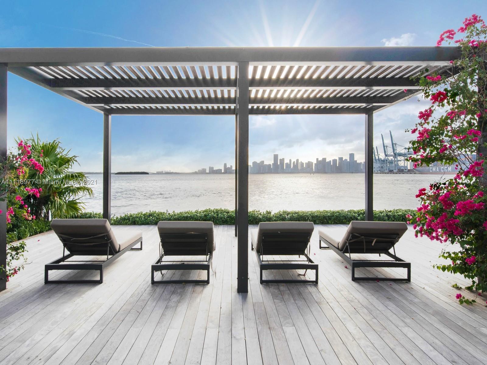 BAYVIEW FISHER ISL CONDO - Residential