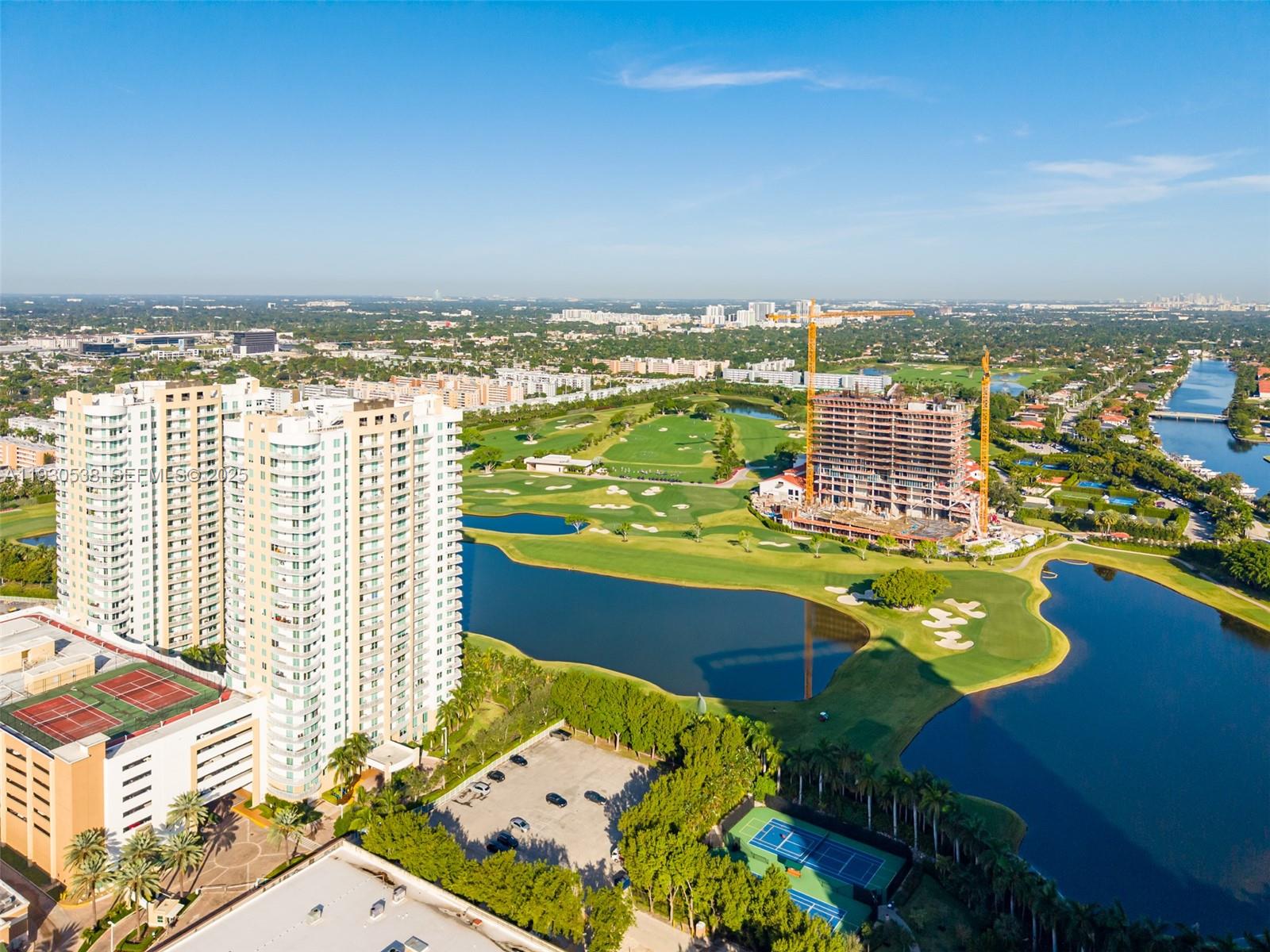 DUO CONDOMINIUM EAST - Residential