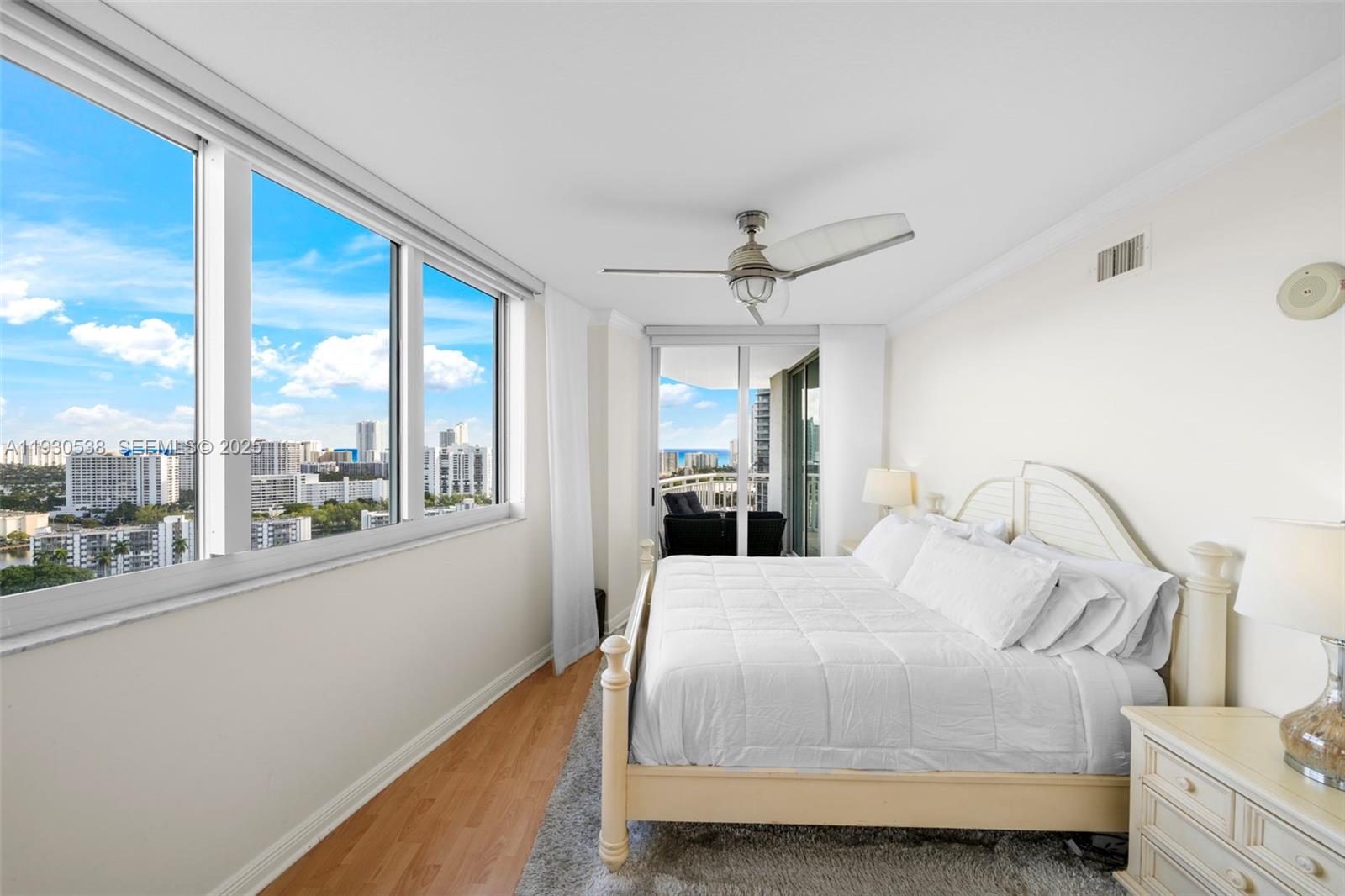 DUO CONDOMINIUM EAST - Residential