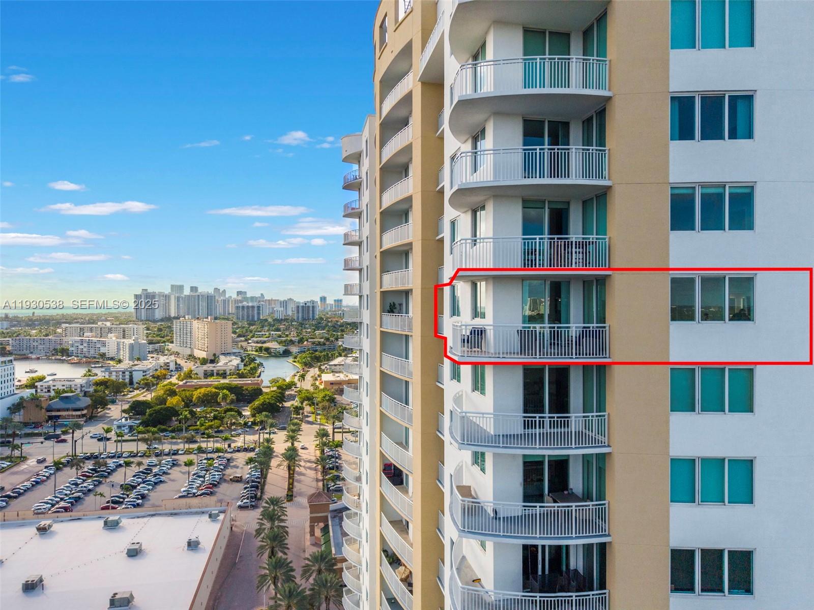 DUO CONDOMINIUM EAST - Residential