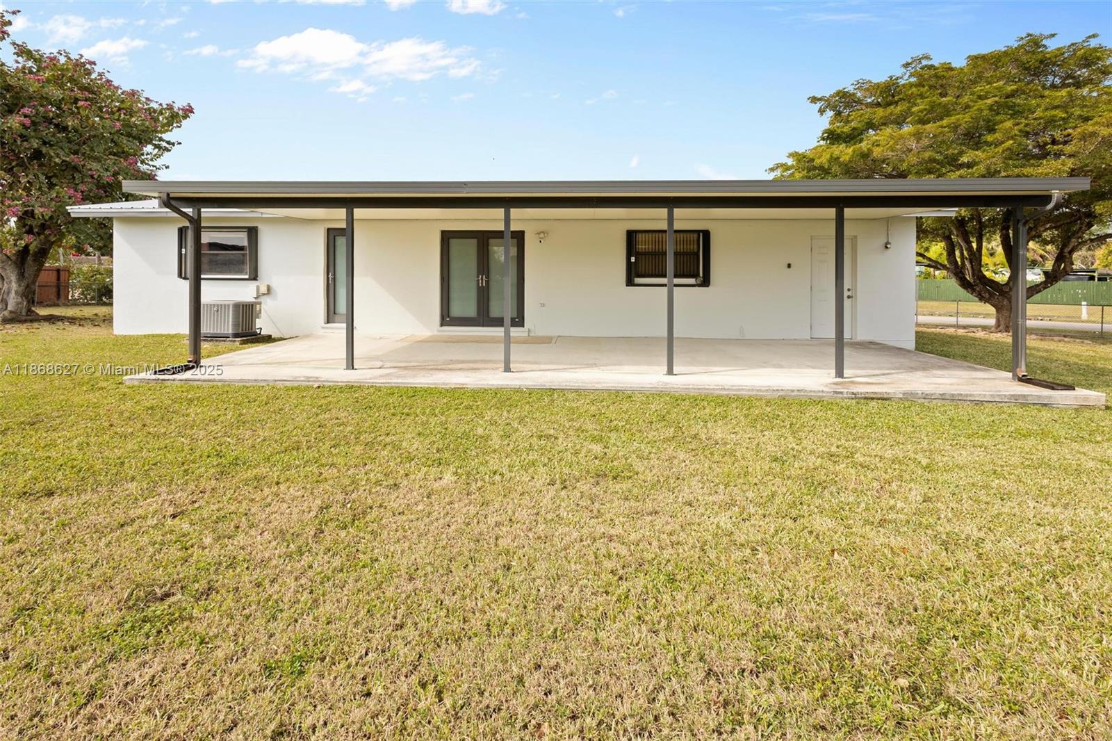 UNIVERSAL ESTATES SOUTH A - Residential