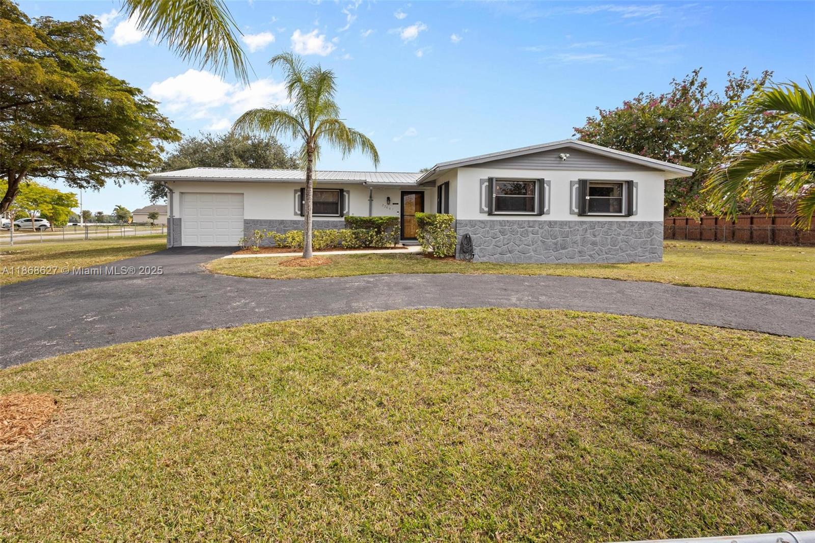 UNIVERSAL ESTATES SOUTH A - Residential