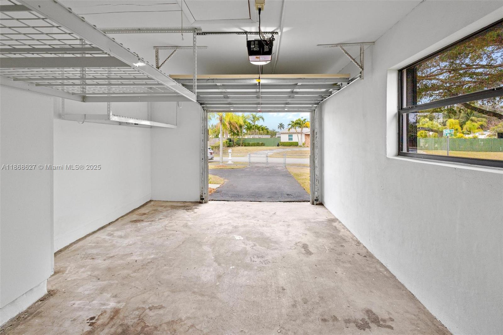 UNIVERSAL ESTATES SOUTH A - Residential