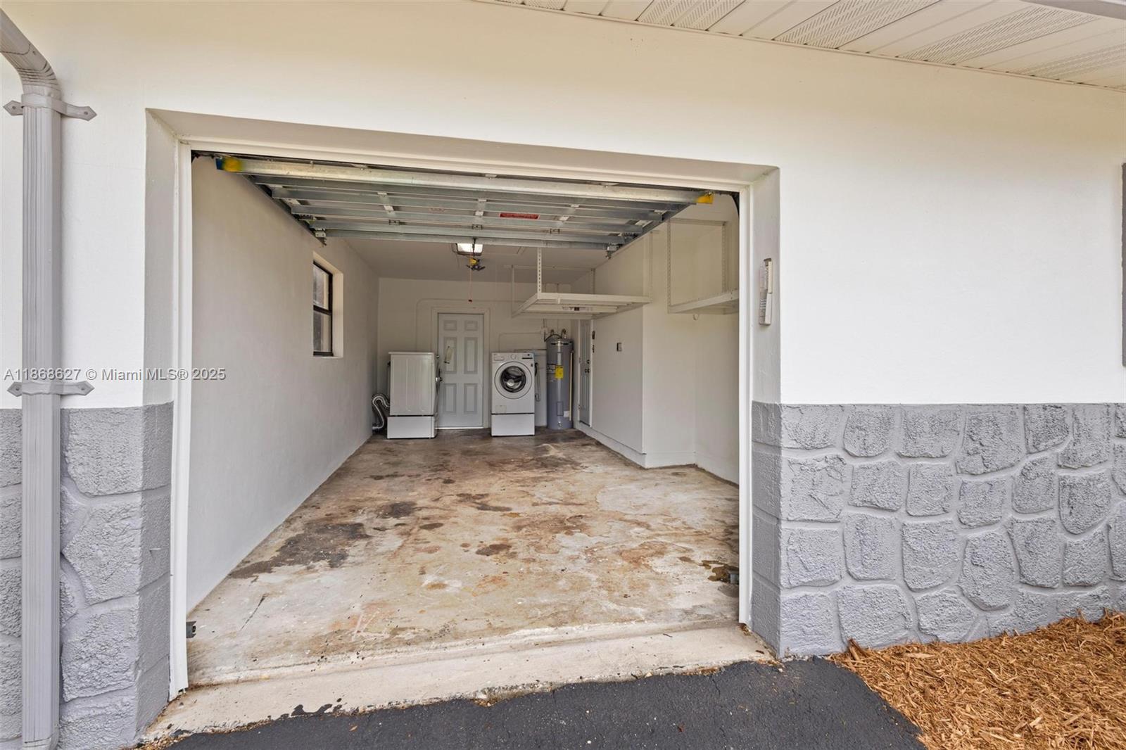 UNIVERSAL ESTATES SOUTH A - Residential