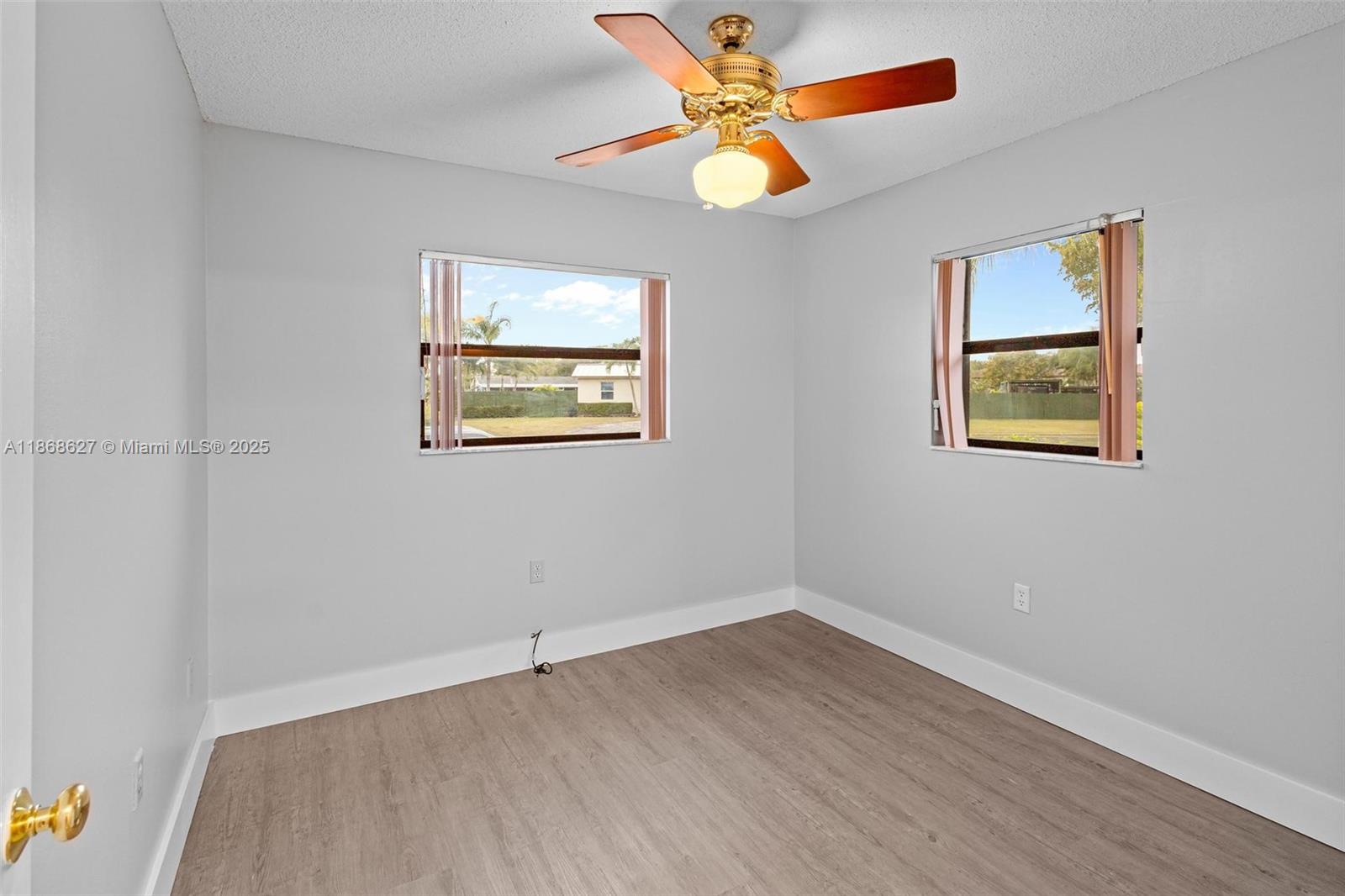 UNIVERSAL ESTATES SOUTH A - Residential