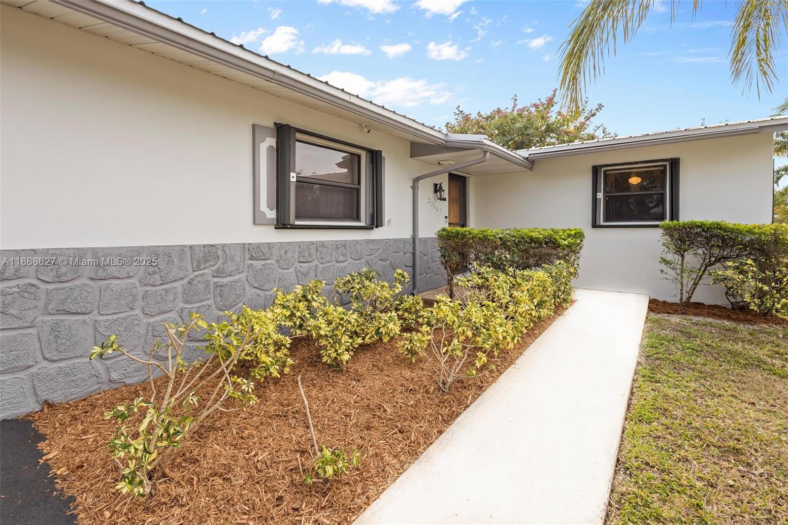 UNIVERSAL ESTATES SOUTH A - Residential