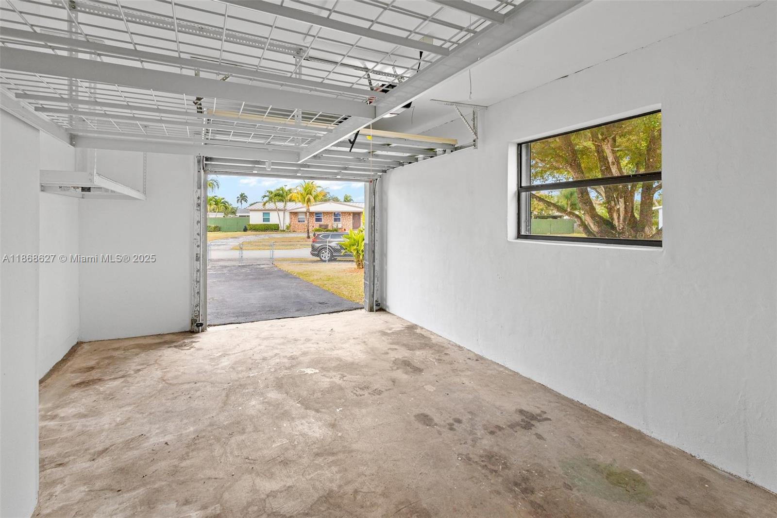 UNIVERSAL ESTATES SOUTH A - Residential