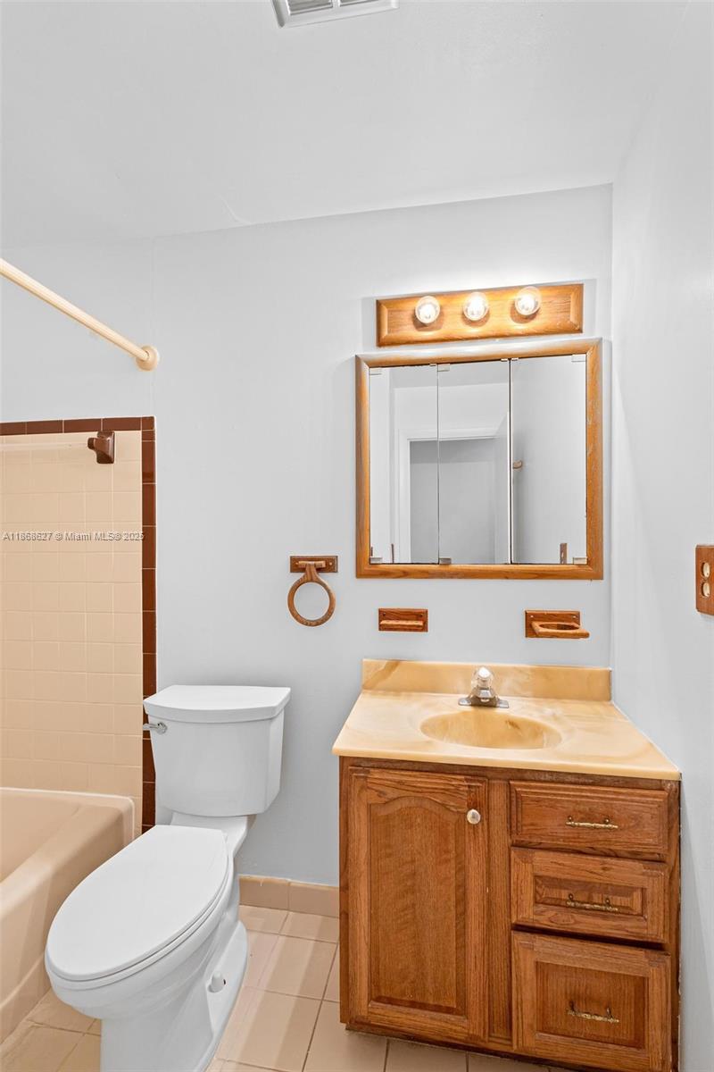 UNIVERSAL ESTATES SOUTH A - Residential