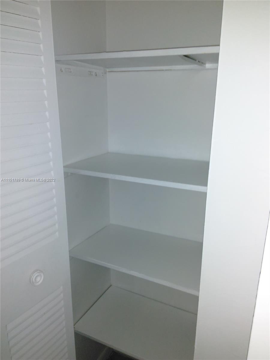 SUNSET VILLAS NO 3 CONDO - Residential Lease