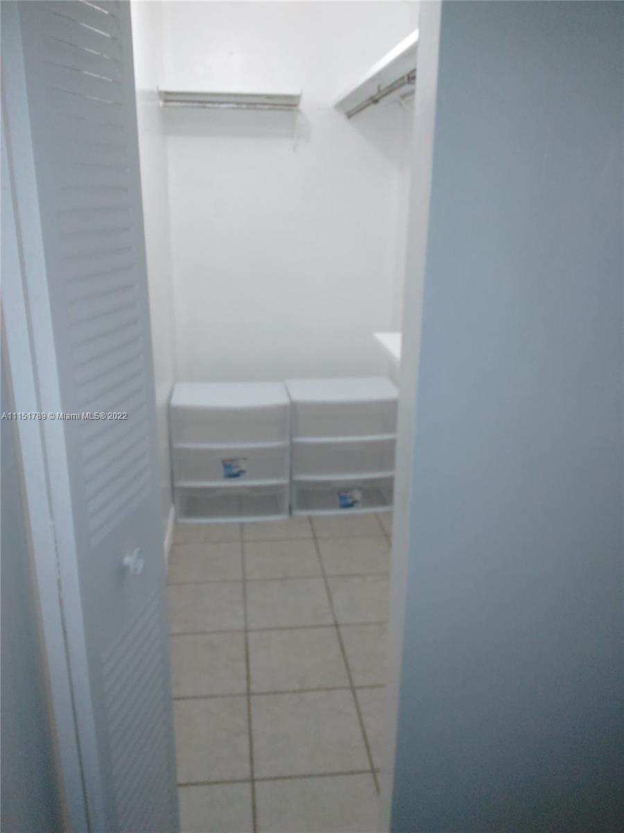 SUNSET VILLAS NO 3 CONDO - Residential Lease