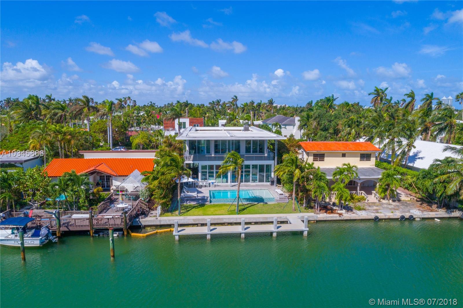 Sunset Island IV - Residential