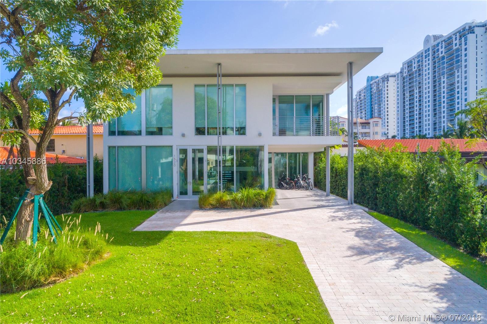 Sunset Island IV - Residential