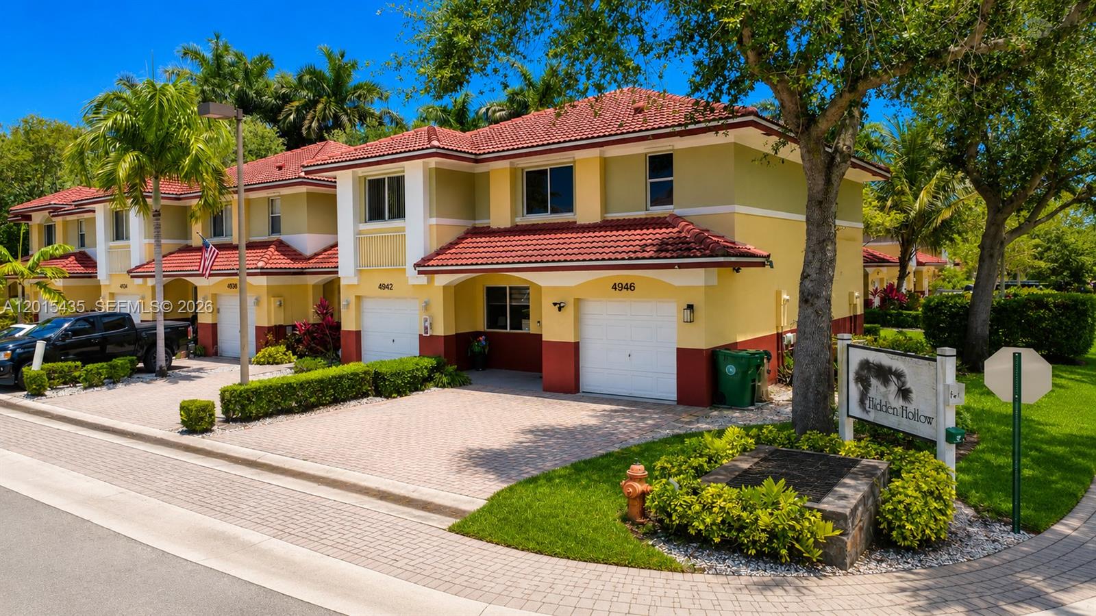 Stunning Corner Townhome in Desirable Davie. Beautifully maintained 3-bedroom, 2.5-bath two-story corner townhome located in a prime Davie location! This move-in-ready home features a spacious open floor plan with a bright and inviting living area that flows seamlessly into the open kitchen, perfect for everyday living and entertaining. Enjoy outdoor living at its best with a gorgeous covered patio designed for relaxing or hosting family and friends year-round. The corner location provides added privacy and natural light throughout the home.
Additional features include a one-car garage, well-kept interiors, and an excellent location close to shopping, dining, schools, parks, and major highways. A fantastic opportunity to own one of the best values in Davie!