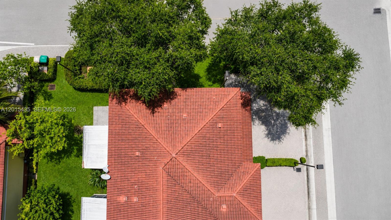 PALM GARDEN - Residential