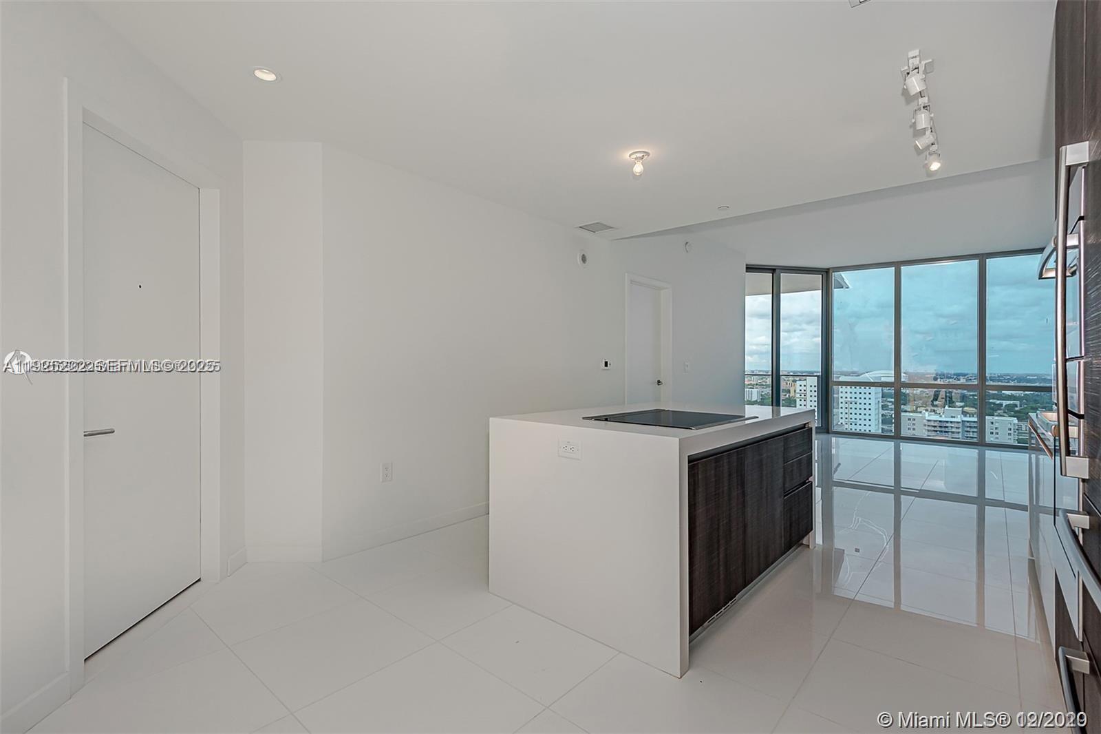 PARAMOUNT MIAMI WORLD - Residential