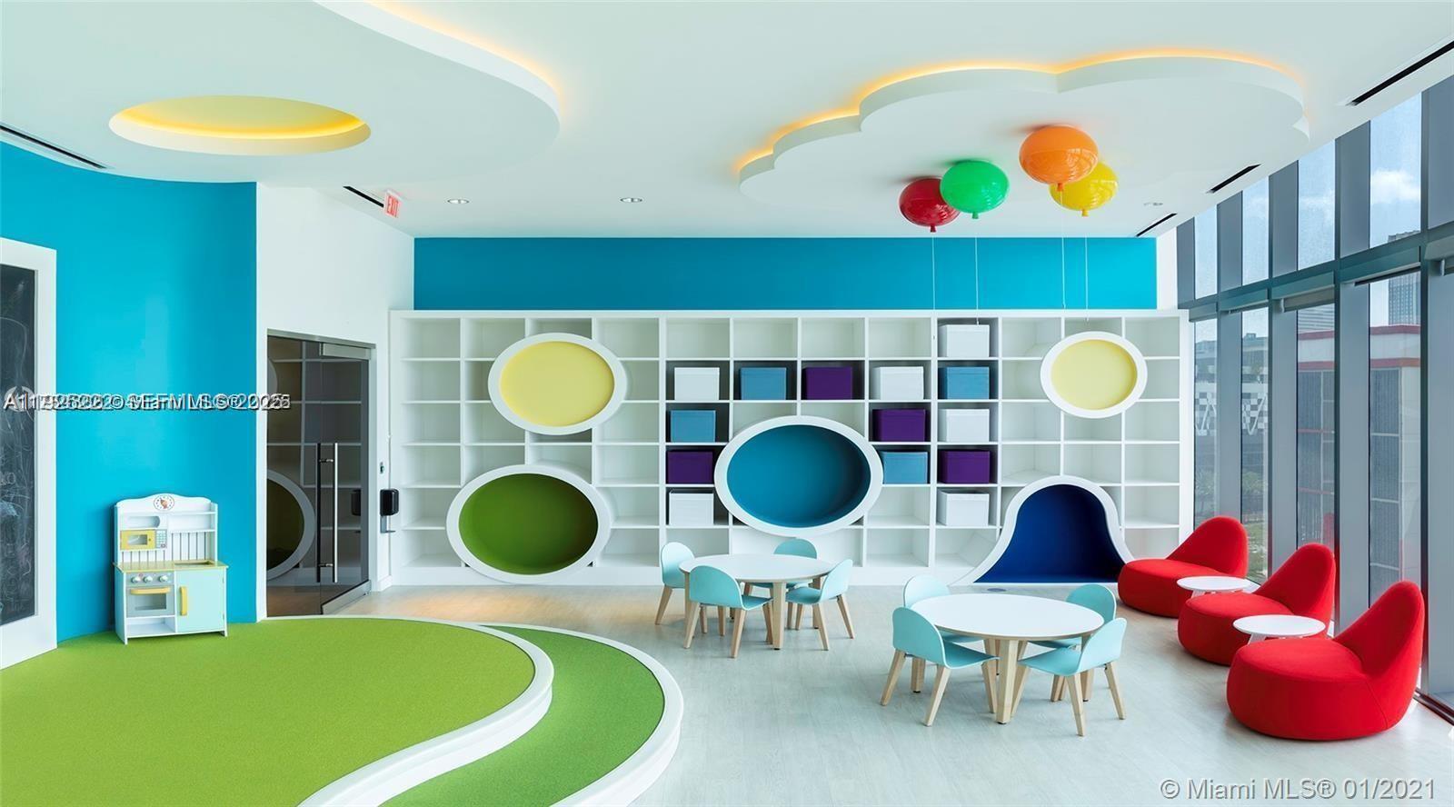 PARAMOUNT MIAMI WORLD - Residential