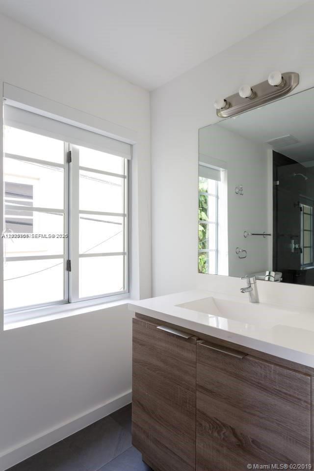 EVA CONDO - Residential Lease