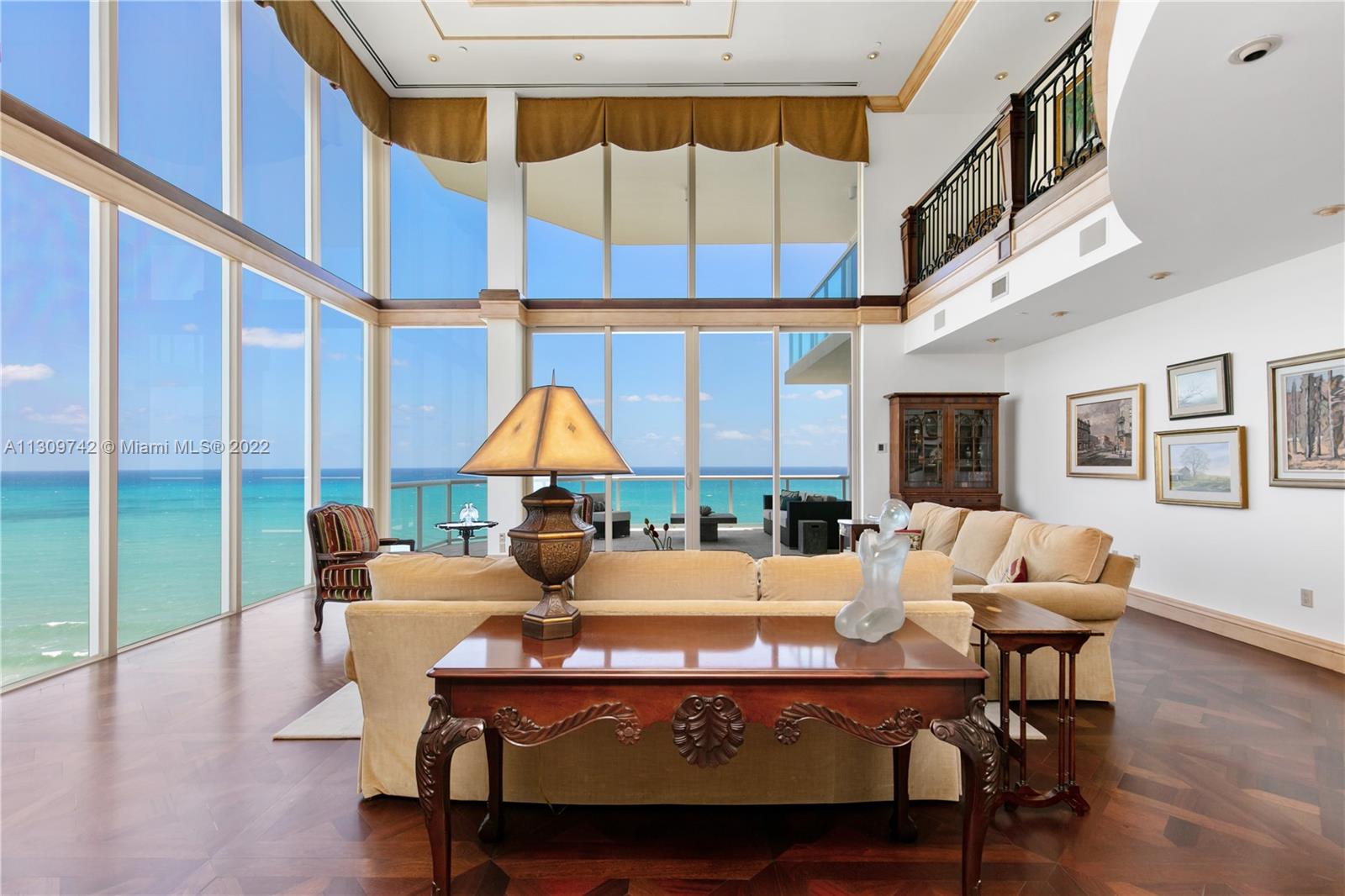 RENAISSANCE ON THE OCEAN - Residential
