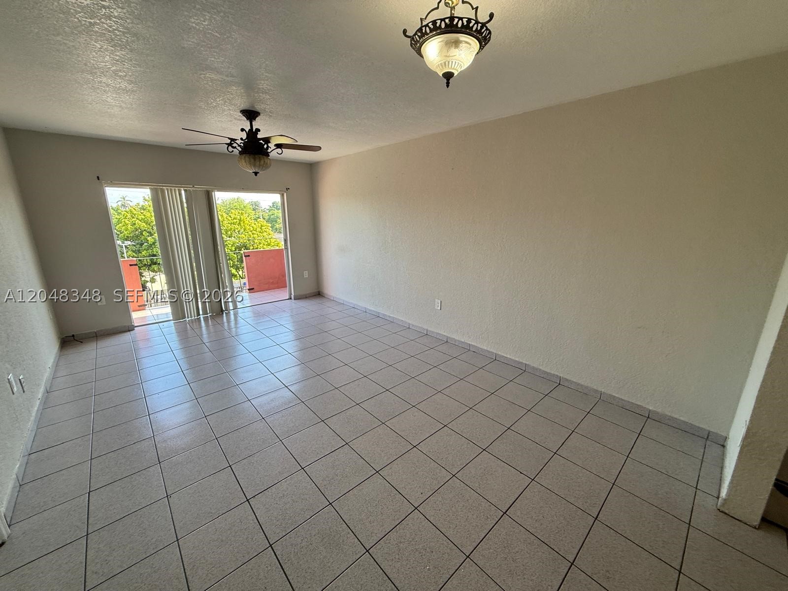 EL PALMAR CONDO - Residential Lease