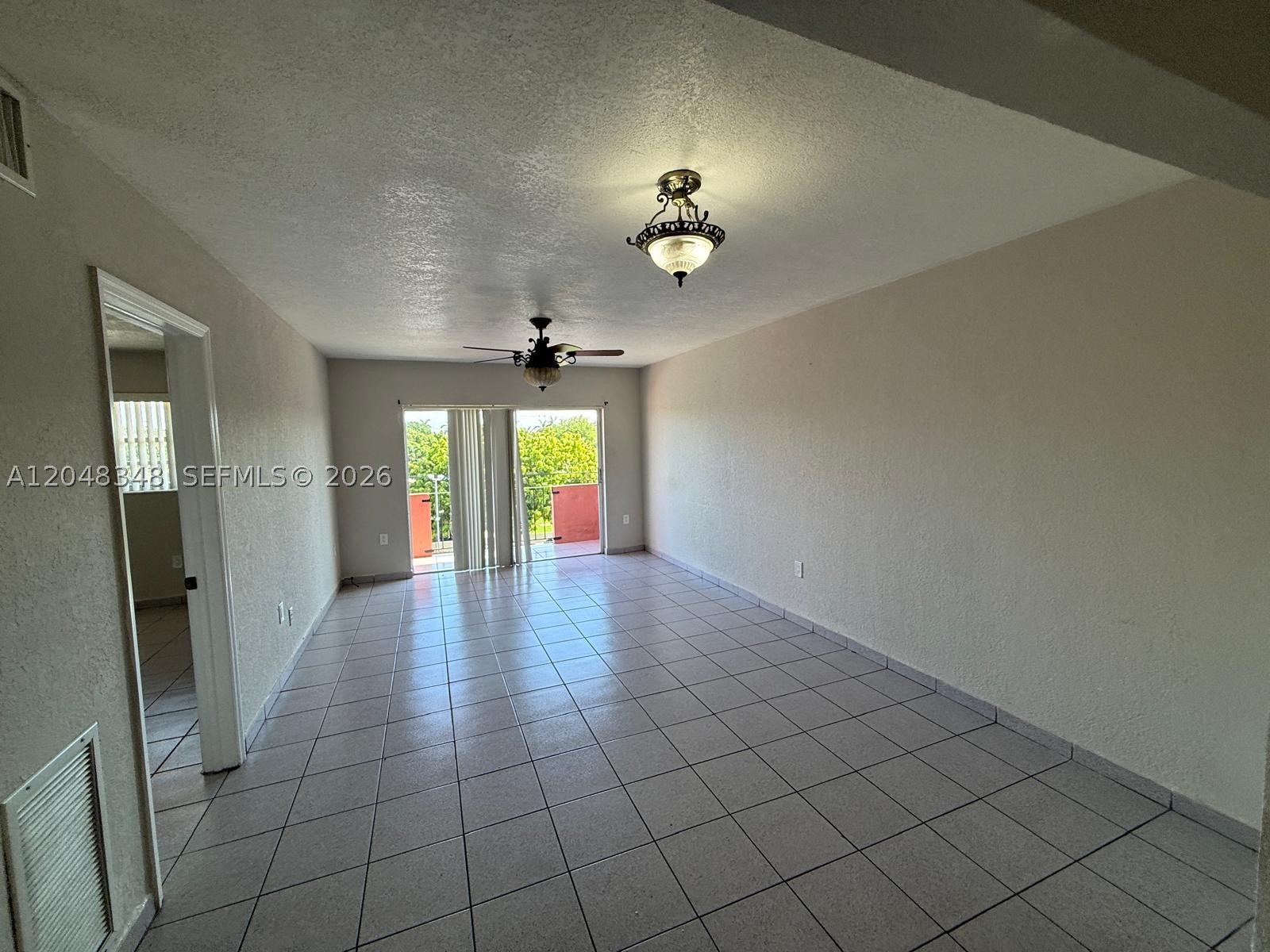 EL PALMAR CONDO - Residential Lease