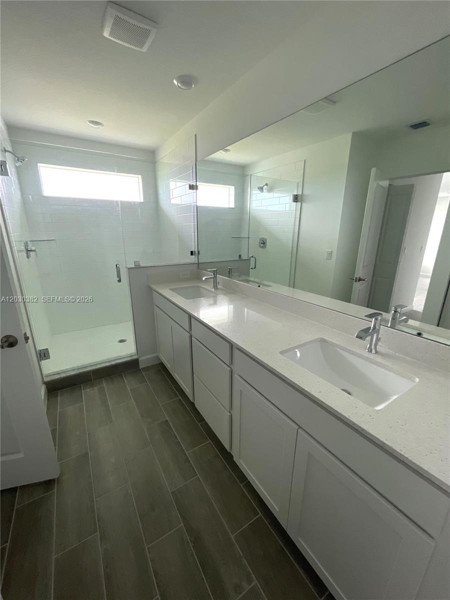 ARDEN PUD POD D NORTHEAST - Residential Lease