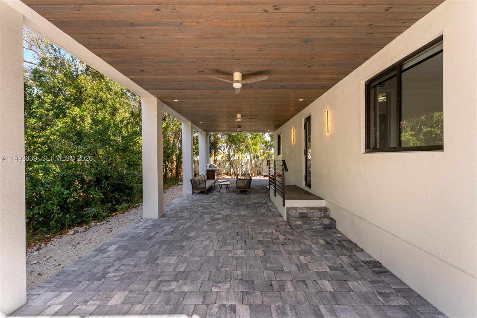 KEY LARGO BEACH - Residential