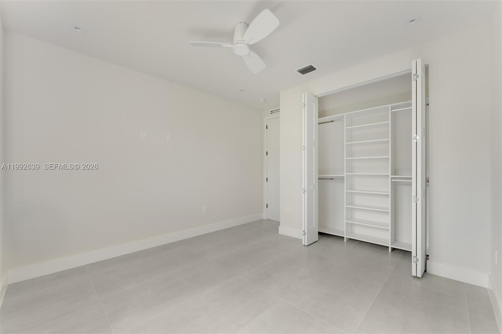 KEY LARGO BEACH - Residential