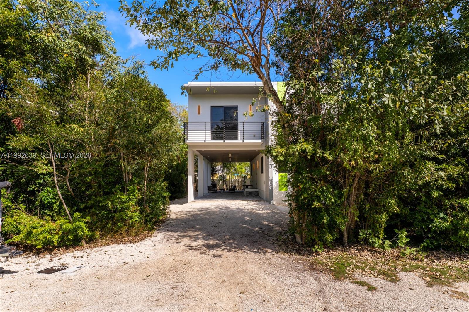 KEY LARGO BEACH - Residential