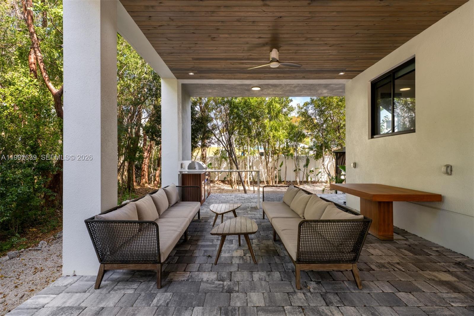 KEY LARGO BEACH - Residential