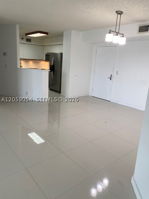 MYSTIC POINTE TOWER 600 C - Residential