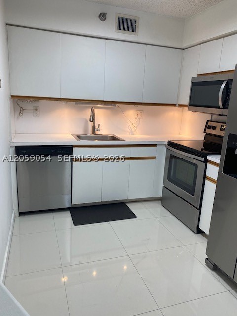 MYSTIC POINTE TOWER 600 C - Residential
