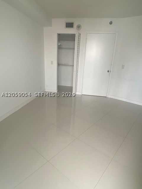 MYSTIC POINTE TOWER 600 C - Residential