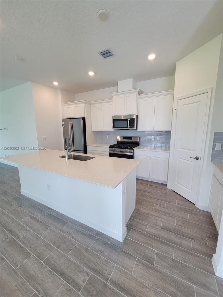 ARDEN PUD POD D NORTHEAST - Residential Lease