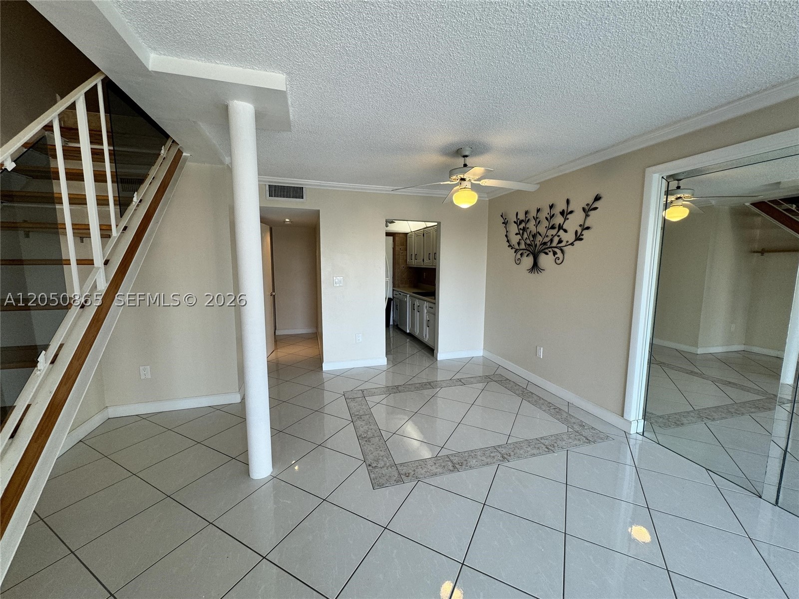 TOWNE ROYALE CONDO - Residential Lease