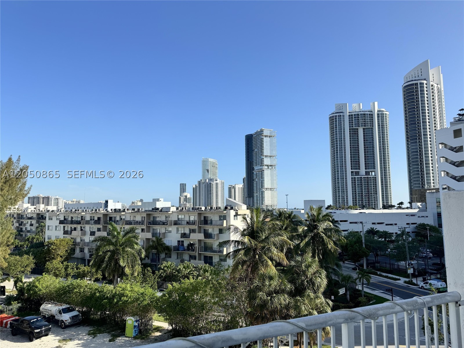 TOWNE ROYALE CONDO - Residential Lease