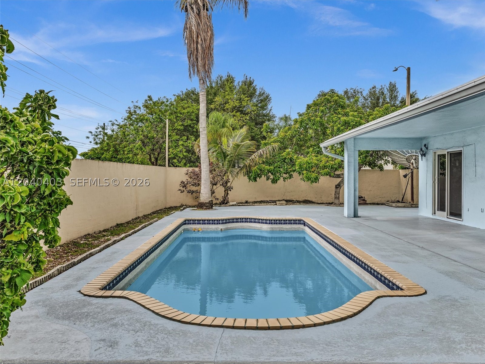 G B ESTATES - Residential
