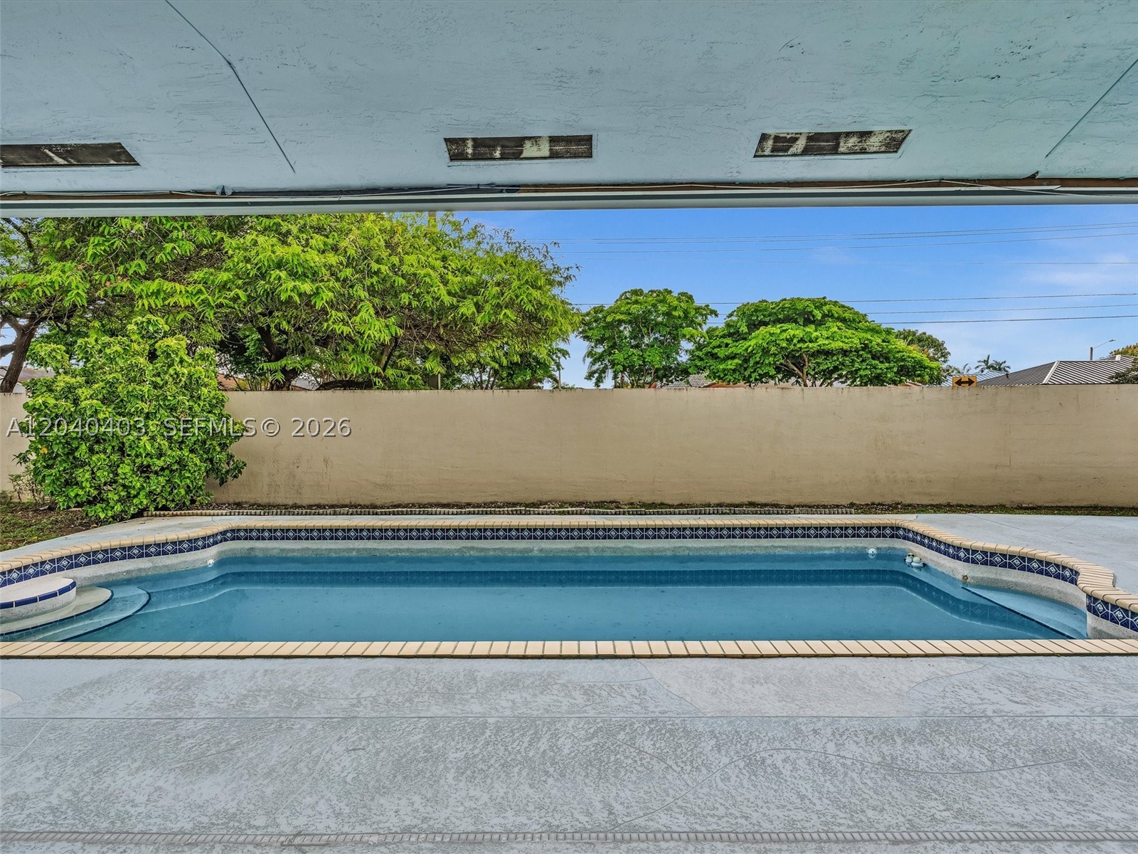 G B ESTATES - Residential
