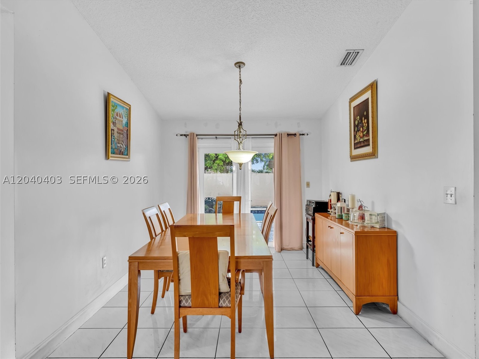 G B ESTATES - Residential