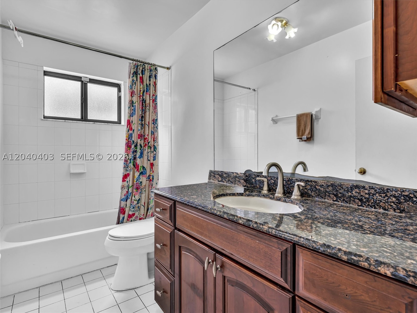 G B ESTATES - Residential