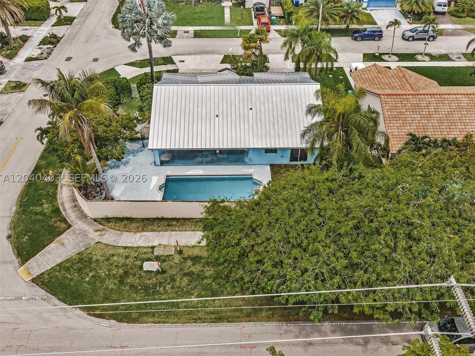 G B ESTATES - Residential