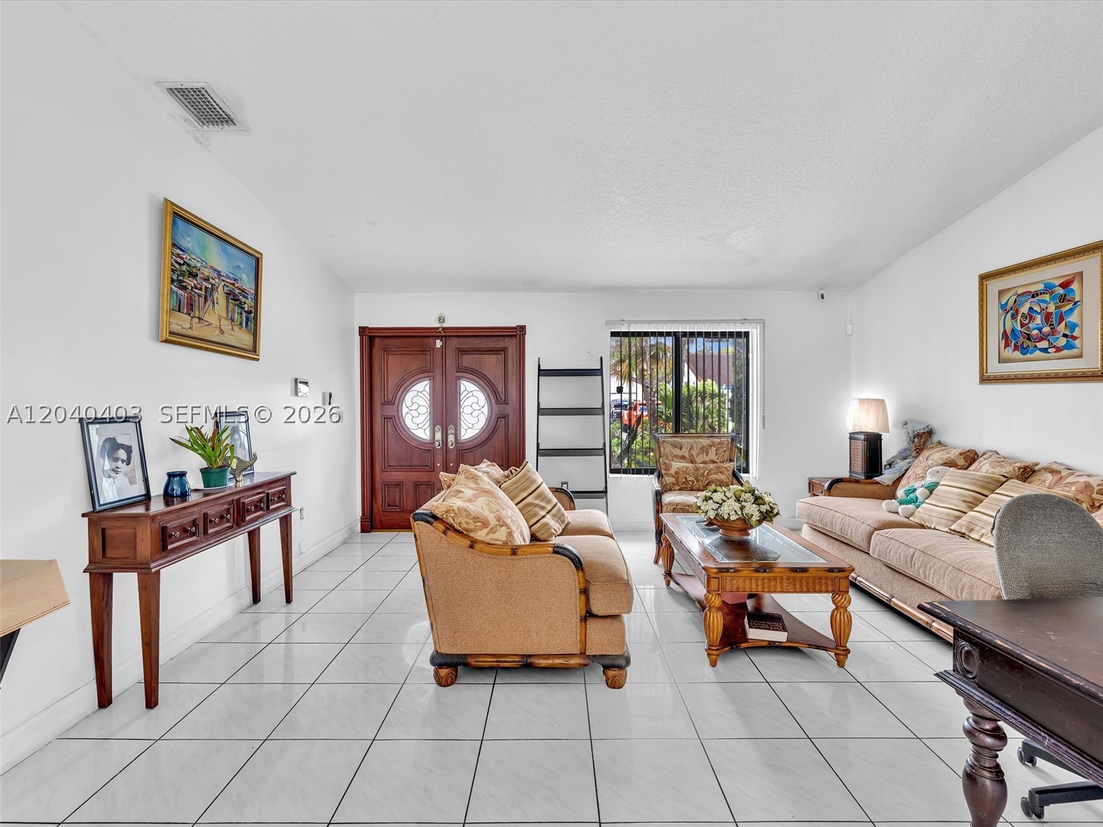 G B ESTATES - Residential