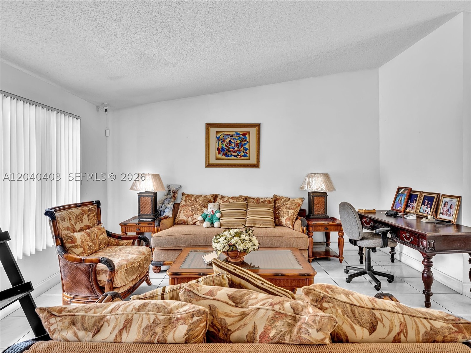 G B ESTATES - Residential