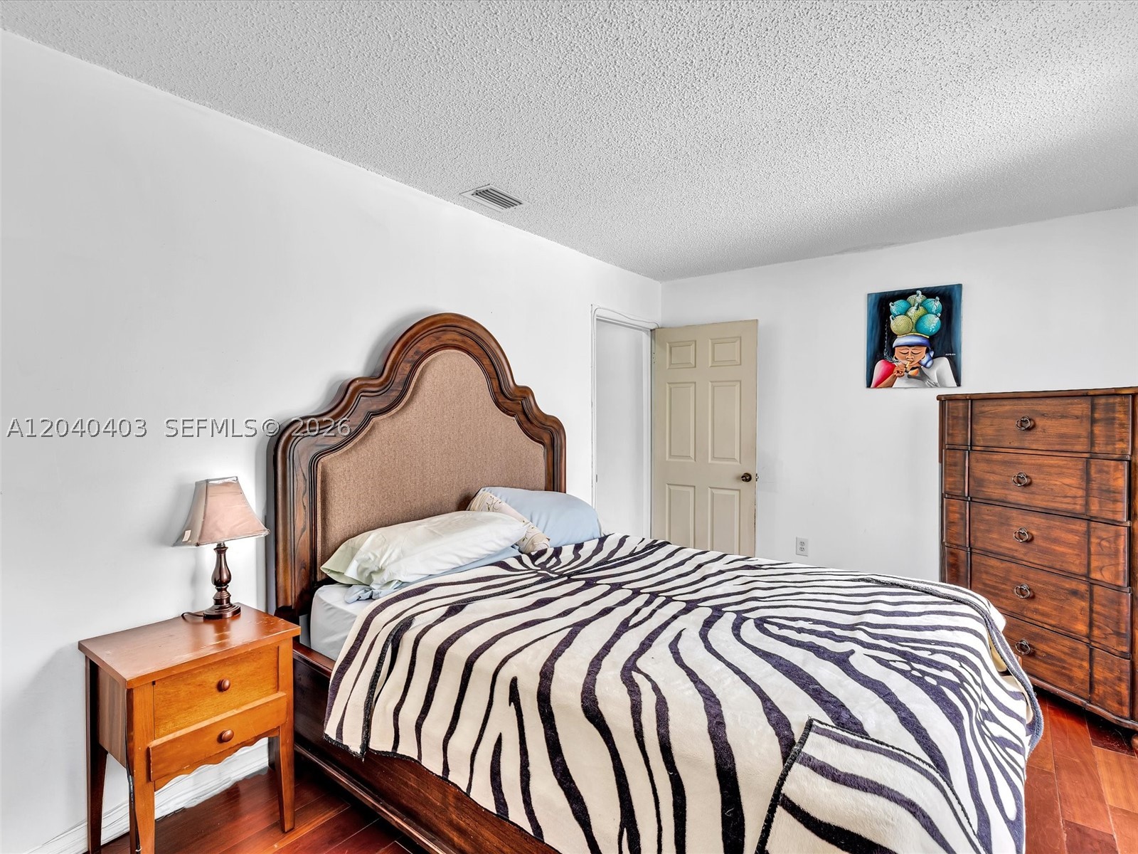 G B ESTATES - Residential