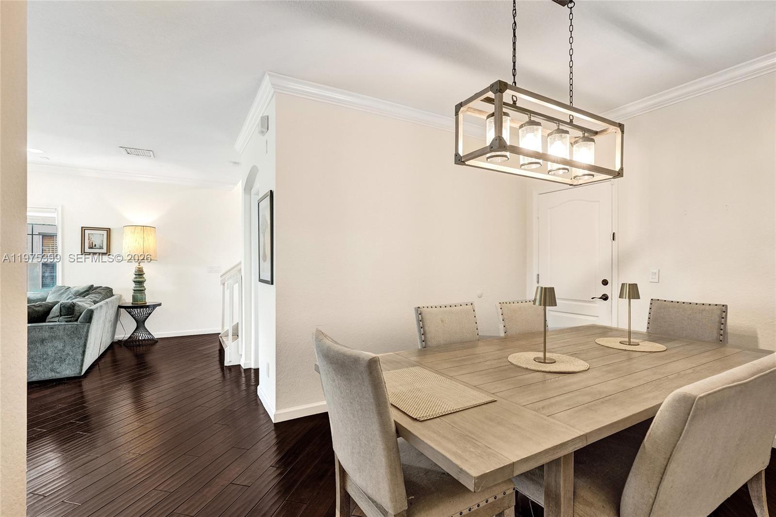 VERONA PALMS - Residential