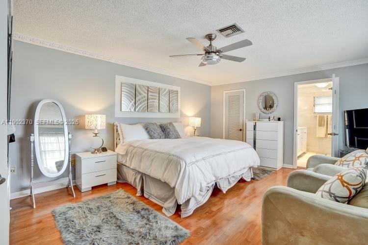 THE TOWNHOMES OF DORAL OA - Residential