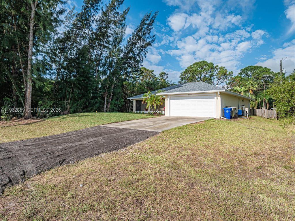 VERO LAKE ESTATES UNIT E - Residential