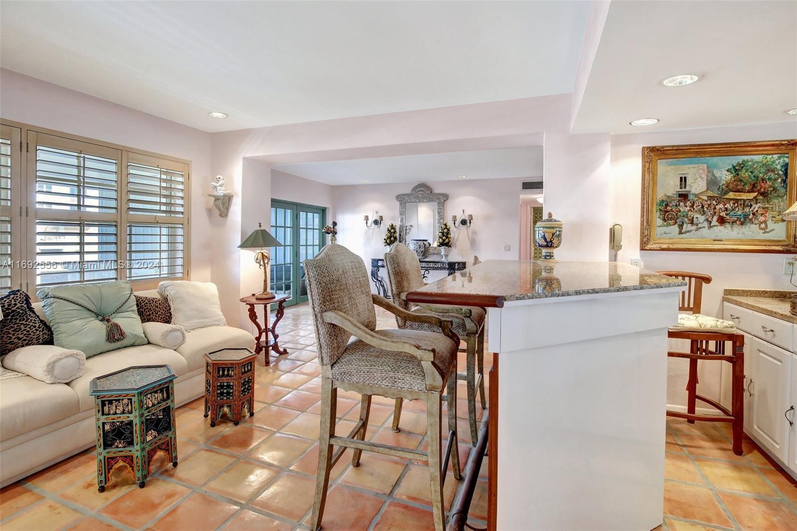 ISLE OF PARADISE CO-OP - Residential