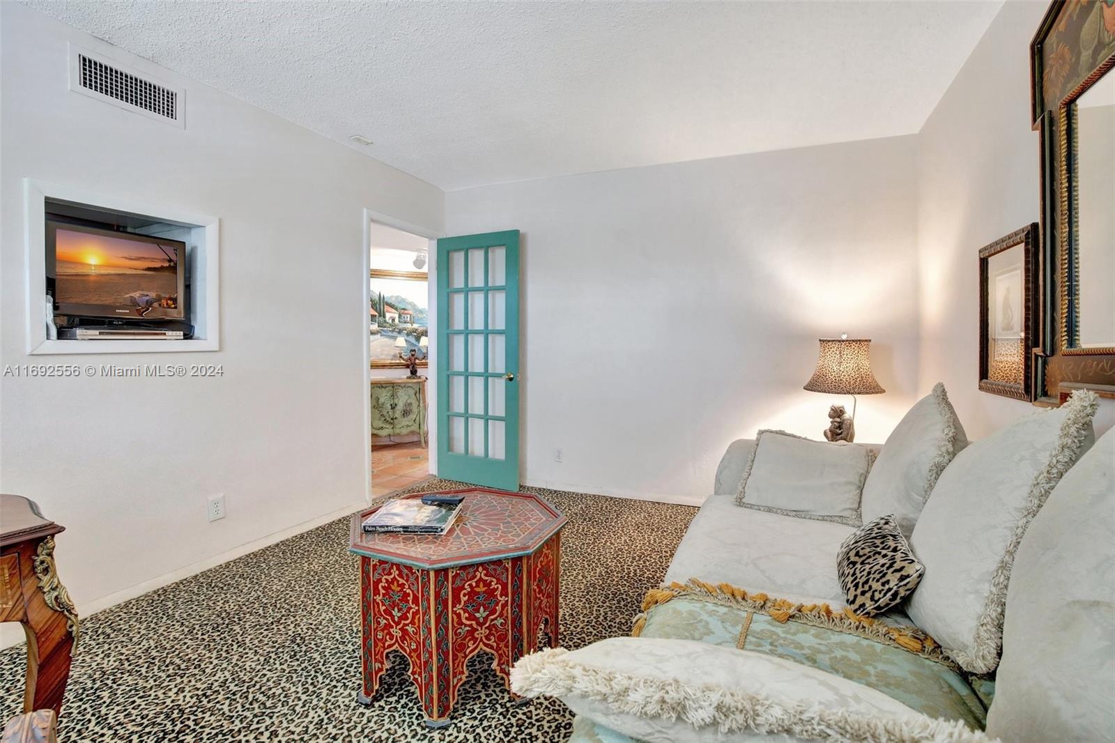 ISLE OF PARADISE CO-OP - Residential