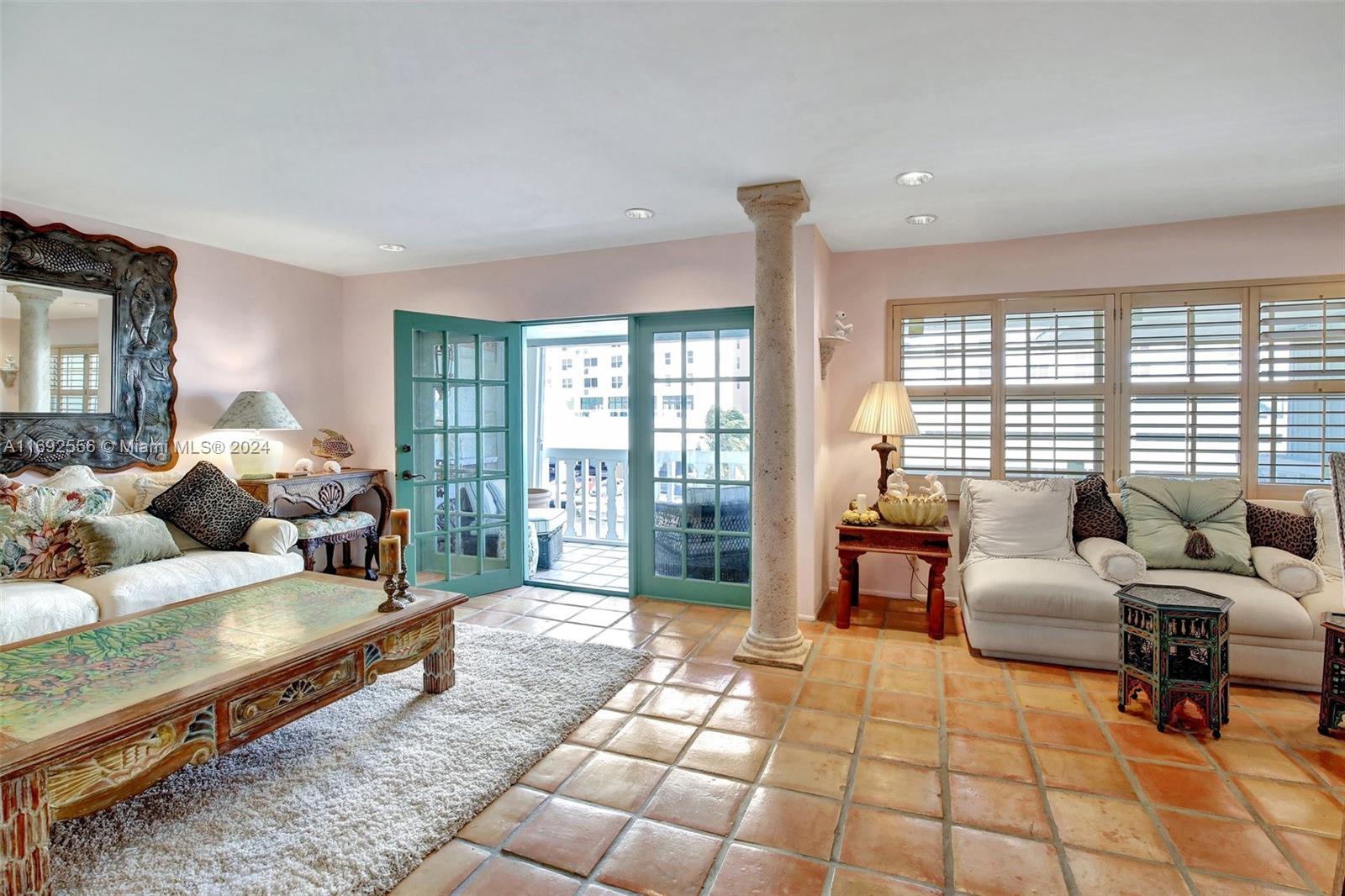 ISLE OF PARADISE CO-OP - Residential